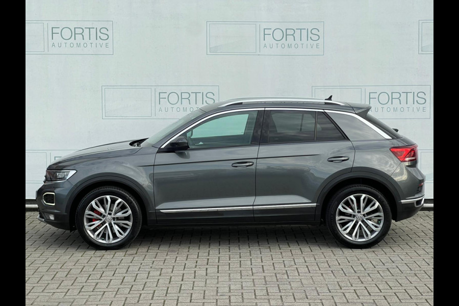 Volkswagen T-Roc 1.5 TSI Sport Business R CAMERA | TREKHAAK | NETTE AUTO | VIRTUAL COCKPIT |