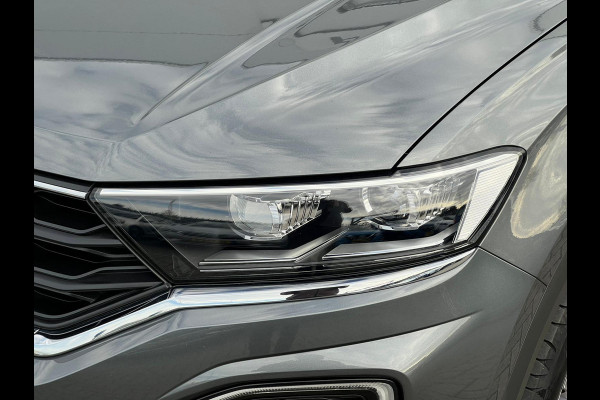 Volkswagen T-Roc 1.5 TSI Sport Business R CAMERA | TREKHAAK | NETTE AUTO | VIRTUAL COCKPIT |