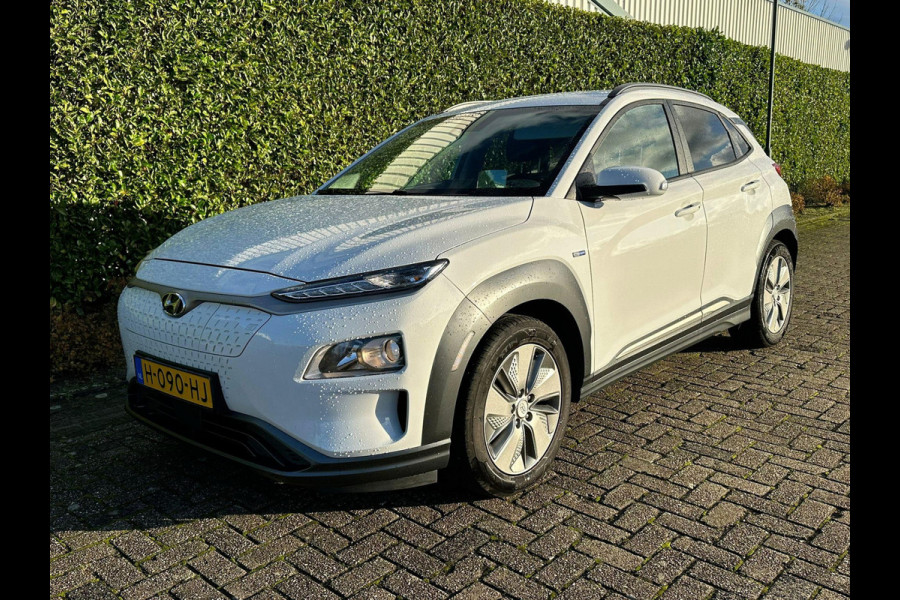 Hyundai Kona EV Fashion 64 kWh | SOH: 94,0% | 3 Fase | Climate | Adaptive CC | Navi | occasion