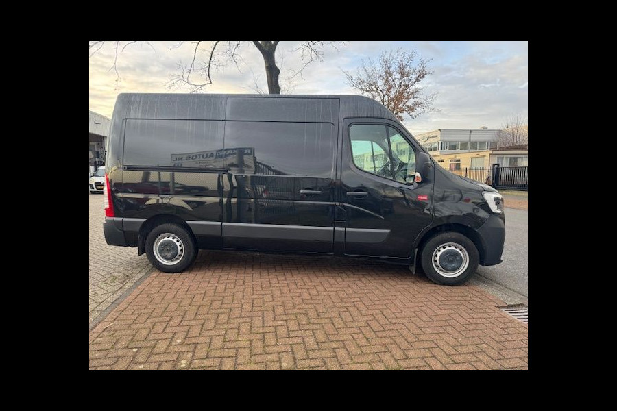 Renault Master T35 2.3 dCi 150pk L2 H2 Energy Work Edition Airco,Leder,Navigatie,Camera