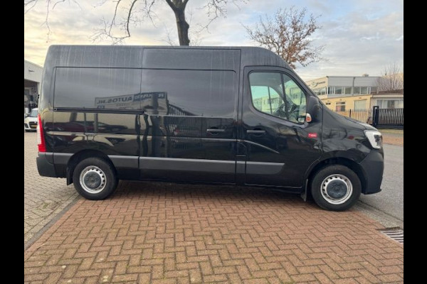 Renault Master T35 2.3 dCi 150pk L2 H2 Energy Work Edition Airco,Leder,Navigatie,Camera