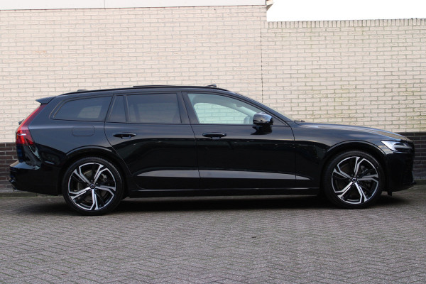Volvo V60 2.0 T6 Plug-in hybrid AWD Plus Dark | Panoramadak | Trekhaak | BLIS | H/K | 360 Camera
