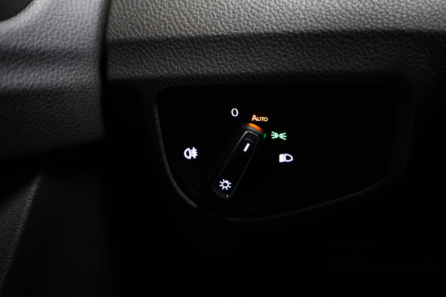 Volkswagen Golf Sportsvan 1.5 TSI ACT DSG Highline IQ-Drive ACC CARPLAY STOELVW '19