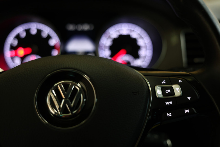 Volkswagen Golf Sportsvan 1.5 TSI ACT DSG Highline IQ-Drive ACC CARPLAY STOELVW '19