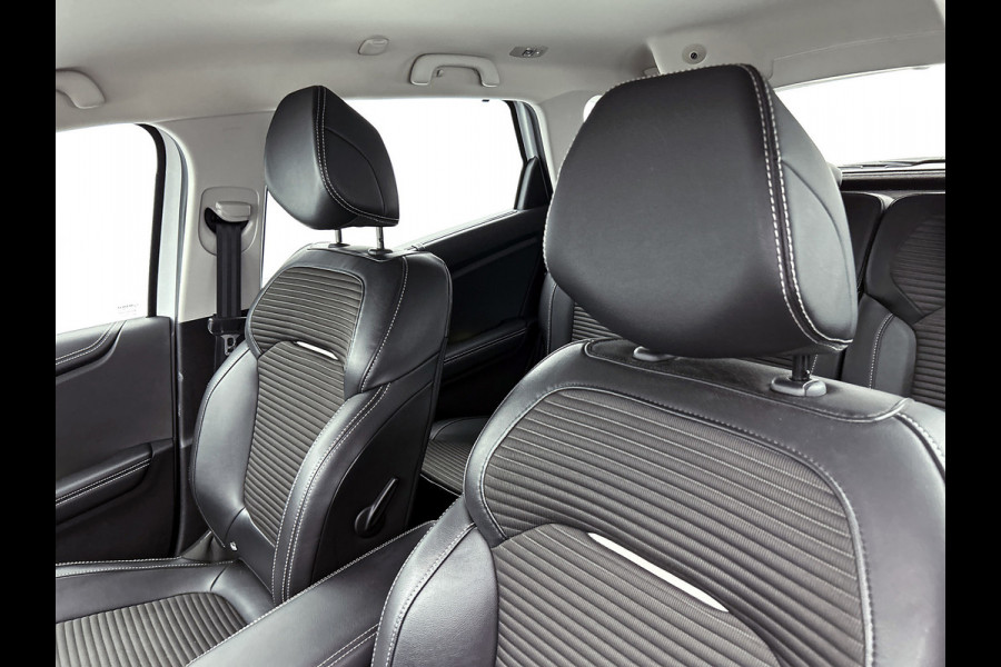 Renault Scénic 1.3 TCe Bose | 163PK | Automaat | Parksens | TrekH | Cruise | Climate | Goed onderH |