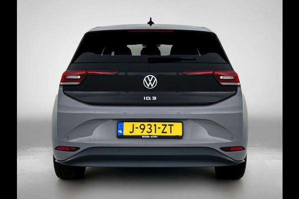 Volkswagen ID.3 First Plus 58 kWh / Trekhaak / Pdc.+Camera / Airco-ecc./ Navigatie / Xenon / Stoelverwarming / Apk 11-2026
