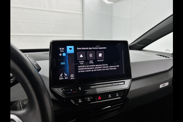 Volkswagen ID.3 First Plus 58 kWh / Trekhaak / Pdc.+Camera / Airco-ecc./ Navigatie / Xenon / Stoelverwarming / Apk 11-2026