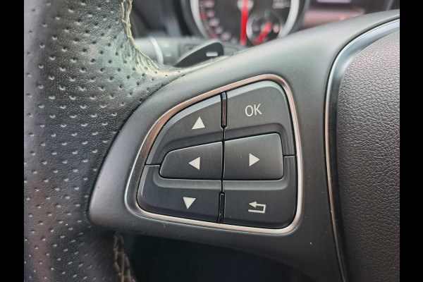 Mercedes-Benz CLA-Klasse Shooting Brake 180 Business Solution | LED | Trekhaak | All-seasons | Sportstoelen | PDC | Navi | Camera |