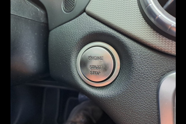 Mercedes-Benz CLA-Klasse Shooting Brake 180 Business Solution | LED | Trekhaak | All-seasons | Sportstoelen | PDC | Navi | Camera |