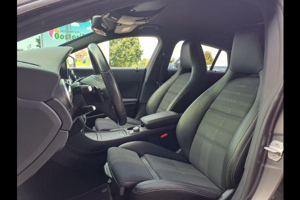 Mercedes-Benz CLA-Klasse Shooting Brake 180 Business Solution | LED | Trekhaak | All-seasons | Sportstoelen | PDC | Navi | Camera |