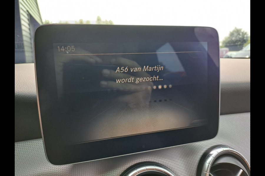 Mercedes-Benz CLA-Klasse Shooting Brake 180 Business Solution | LED | Trekhaak | All-seasons | Sportstoelen | PDC | Navi | Camera |