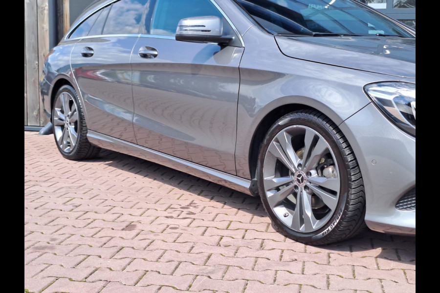 Mercedes-Benz CLA-Klasse Shooting Brake 180 Business Solution | LED | Trekhaak | All-seasons | Sportstoelen | PDC | Navi | Camera |