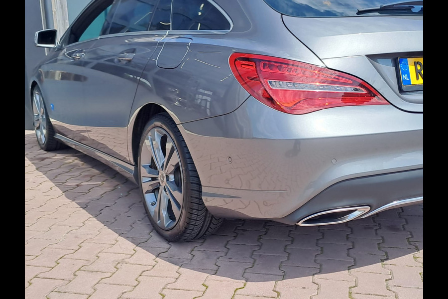 Mercedes-Benz CLA-Klasse Shooting Brake 180 Business Solution | LED | Trekhaak | All-seasons | Sportstoelen | PDC | Navi | Camera |
