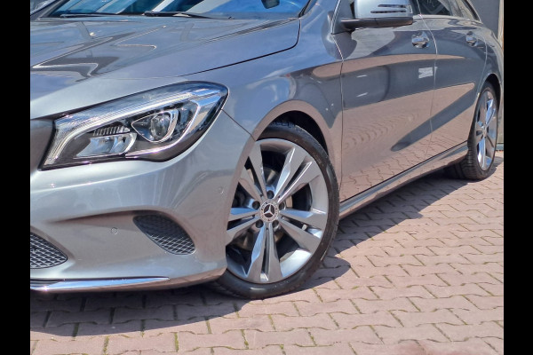 Mercedes-Benz CLA-Klasse Shooting Brake 180 Business Solution | LED | Trekhaak | All-seasons | Sportstoelen | PDC | Navi | Camera |
