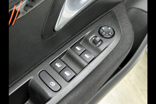 Peugeot 208 1.5 HDi 103PK Blue Active / 5Drs / Airco / Navigatie / Lm.velgen / Pdc / Apk nieuw