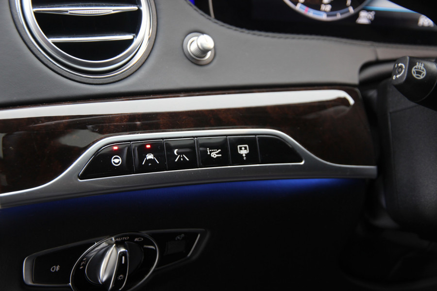 Mercedes-Benz S-Klasse 650 Maybach | Chauffeur | Entertainment | Pano