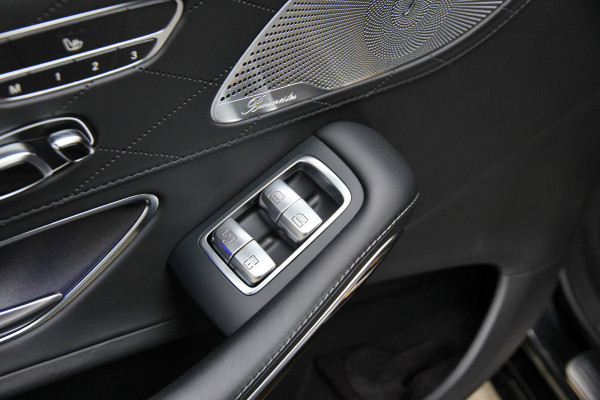 Mercedes-Benz S-Klasse 650 Maybach | Chauffeur | Entertainment | Pano
