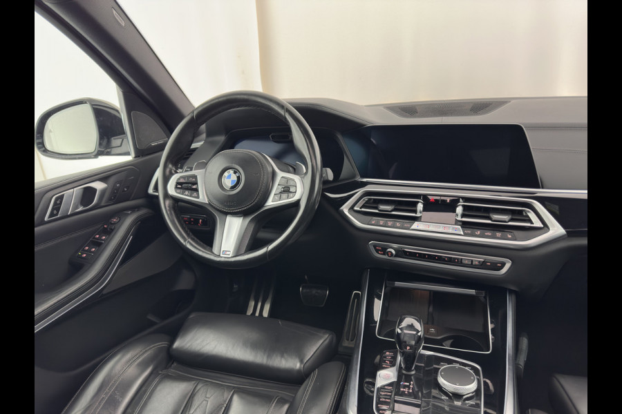 BMW X5 M50d M-Sportpack High Executive Aut. *PANO | HEAD-UP | LASER-LED | LEATHER | SOFT-CLOSE | ADAPTIVE-CRUISE | HARMAN/KARDON | BLIND-SPOT | MEMORY-PACK | TOP-VIEW | DIGI-COCKPIT | NAVI-FULLMAP | ECC | PDC | TOWBAR |