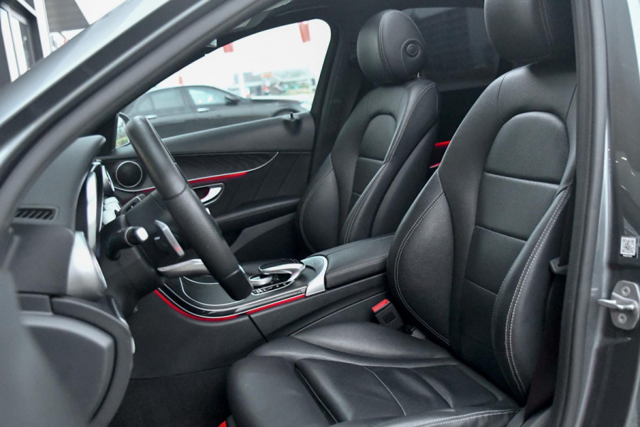 Mercedes-Benz C-Klasse 200 AMG Night ed. Pano, ACC, Keyless, Leder, Camera, Sfeer, Dodeh, CarPlay!