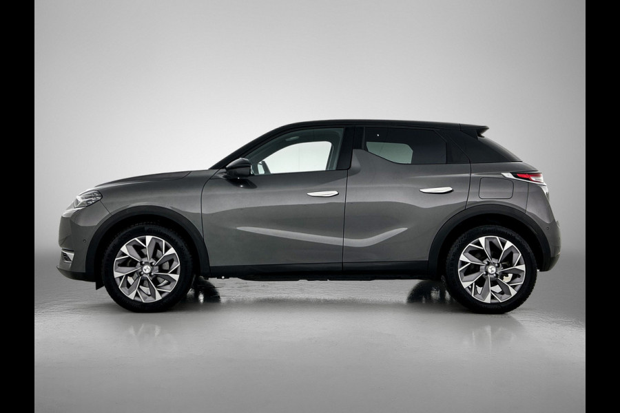 DS DS 3 Crossback E-Tense Executive 50 kWh / 100% Elektrisch / 100% Stijlvol / Cruise ctr. / Lm velg. / Airco-ecc / Navigatie / DAB / Privacy Glass / Achteruitrijcamera met 180° Vision + parkeersensoren vóór en achter / Apk 05-2027