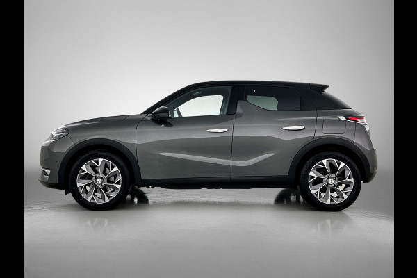 DS DS 3 Crossback E-Tense Executive 50 kWh / 100% Elektrisch / 100% Stijlvol / Cruise ctr. / Lm velg. / Airco-ecc / Navigatie / DAB / Privacy Glass / Achteruitrijcamera met 180° Vision + parkeersensoren vóór en achter / Apk 05-2027