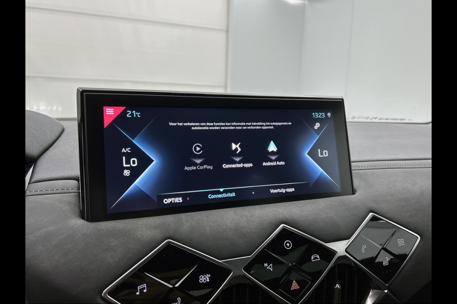 DS DS 3 Crossback E-Tense Executive 50 kWh / 100% Elektrisch / 100% Stijlvol / Cruise ctr. / Lm velg. / Airco-ecc / Navigatie / DAB / Privacy Glass / Achteruitrijcamera met 180° Vision + parkeersensoren vóór en achter / Apk 05-2027