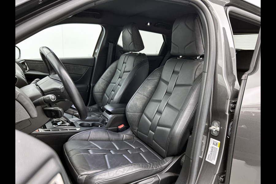 DS DS 3 Crossback E-Tense Executive 50 kWh / 100% Elektrisch / 100% Stijlvol / Cruise ctr. / Lm velg. / Airco-ecc / Navigatie / DAB / Privacy Glass / Achteruitrijcamera met 180° Vision + parkeersensoren vóór en achter / Apk 05-2027