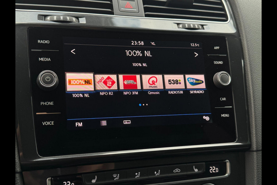 Volkswagen Golf 1.4 TSI Highline Business R VIRTUAL COCKPIT / MASSAGESTOEL / ALCANTARA / ACC / PDC / 4-SEIZ. BAND / LEDVERLICHTING