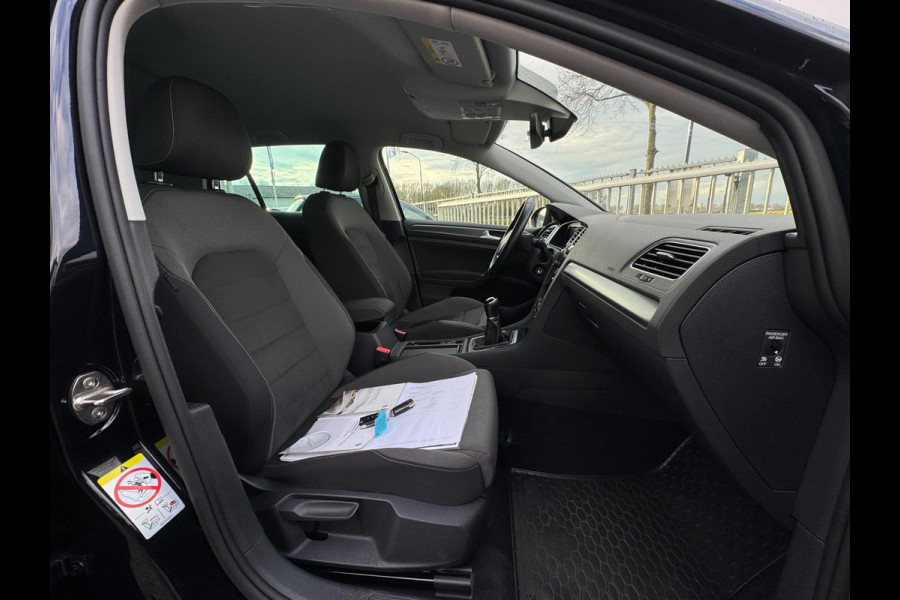 Volkswagen Golf 1.4 TSI Highline Business R VIRTUAL COCKPIT / MASSAGESTOEL / ALCANTARA / ACC / PDC / 4-SEIZ. BAND / LEDVERLICHTING