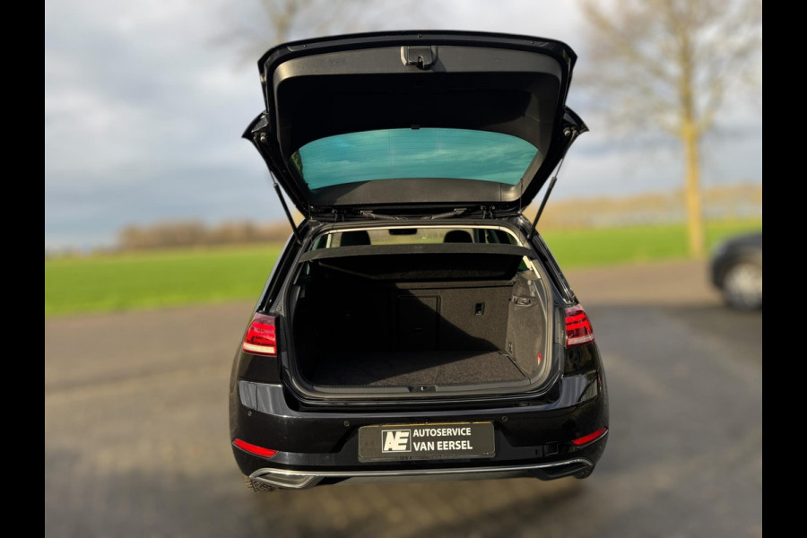 Volkswagen Golf 1.4 TSI Highline Business R VIRTUAL COCKPIT / MASSAGESTOEL / ALCANTARA / ACC / PDC / 4-SEIZ. BAND / LEDVERLICHTING