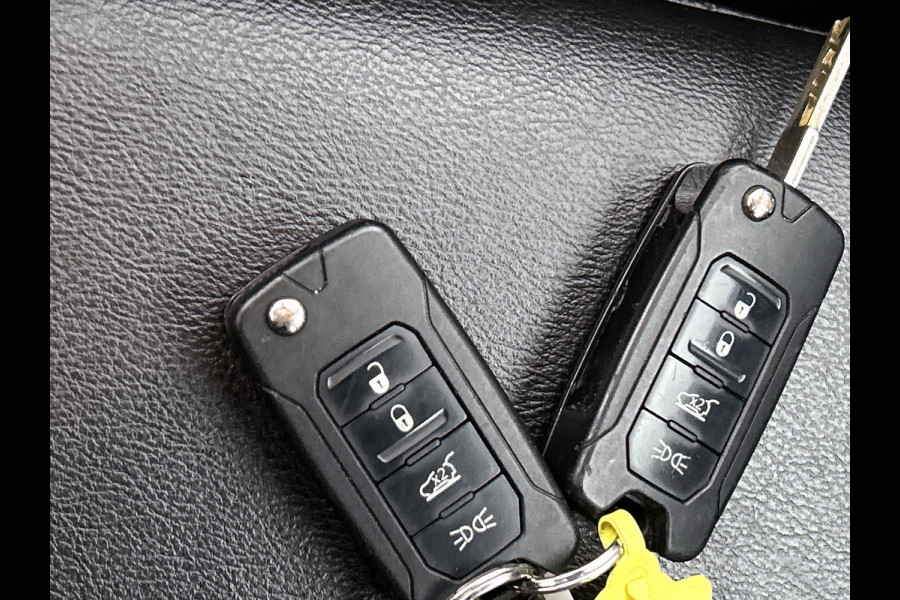 Jeep Compass 1.4 MultiAir Night Eagle(NL-auto, Goed OnderH, Navi, Camera, Parkeersensoren, Leer, Cruise Con, Climate Con, Etc)