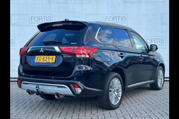 Mitsubishi Outlander 2.4 PHEV Intense+ TREKHAAK | PANODAK |