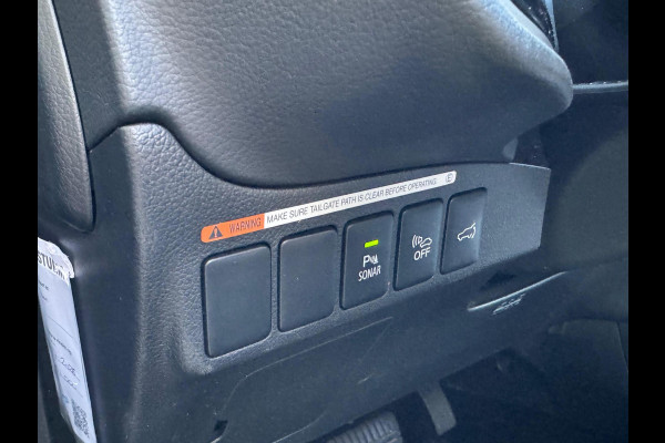 Mitsubishi Outlander 2.4 PHEV Intense+ TREKHAAK | PANODAK |
