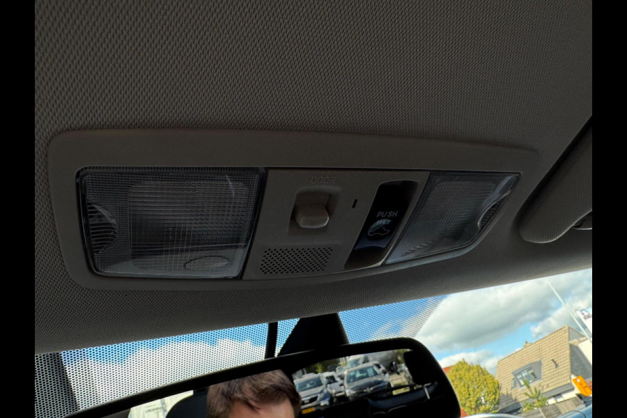 Mitsubishi Outlander 2.4 PHEV Intense+ TREKHAAK | PANODAK |