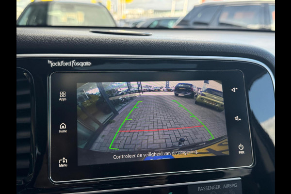 Mitsubishi Outlander 2.4 PHEV Intense+ TREKHAAK | PANODAK |