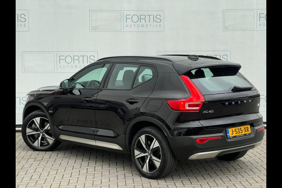 Volvo XC40 Recharge P8 AWD R-Design NL AUTO | LEDER | CAMERA | HARMAN KARDON | STUURWIEL VERW