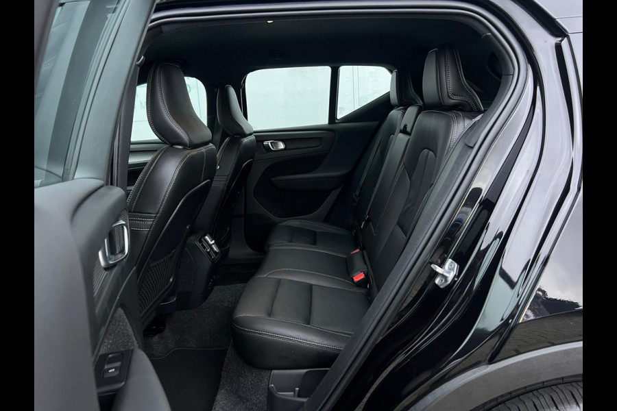 Volvo XC40 Recharge P8 AWD R-Design NL AUTO | LEDER | CAMERA | HARMAN KARDON | STUURWIEL VERW