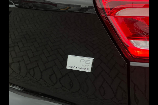 Volvo XC40 Recharge P8 AWD R-Design NL AUTO | LEDER | CAMERA | HARMAN KARDON | STUURWIEL VERW