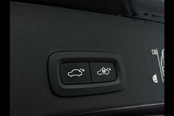Volvo XC40 Recharge P8 AWD R-Design NL AUTO | LEDER | CAMERA | HARMAN KARDON | STUURWIEL VERW