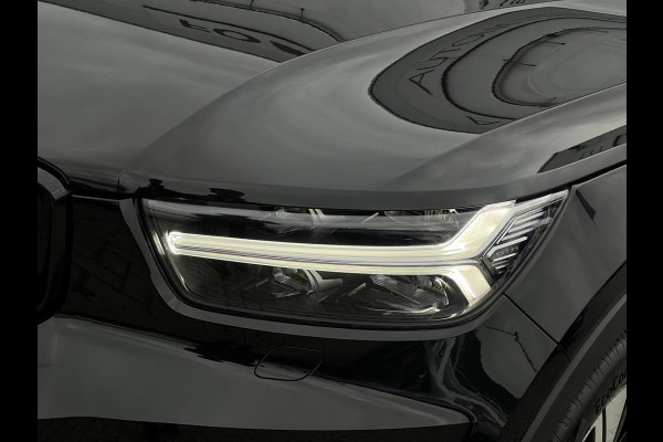 Volvo XC40 Recharge P8 AWD R-Design NL AUTO | LEDER | CAMERA | HARMAN KARDON | STUURWIEL VERW