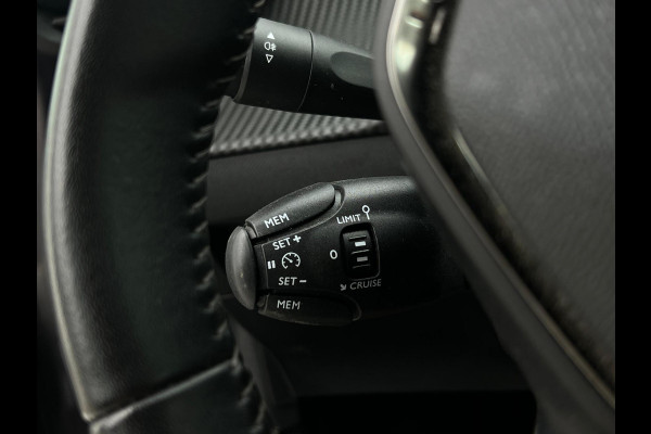 Peugeot 208 1.2 PureTech Allure Pack RIEM V.V | CARPLAY | AFN. TREKHAAK | APK T/M 27