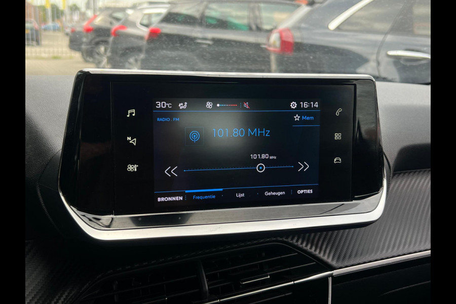 Peugeot 208 1.2 PureTech Allure Pack RIEM V.V | CARPLAY | AFN. TREKHAAK | APK T/M 27