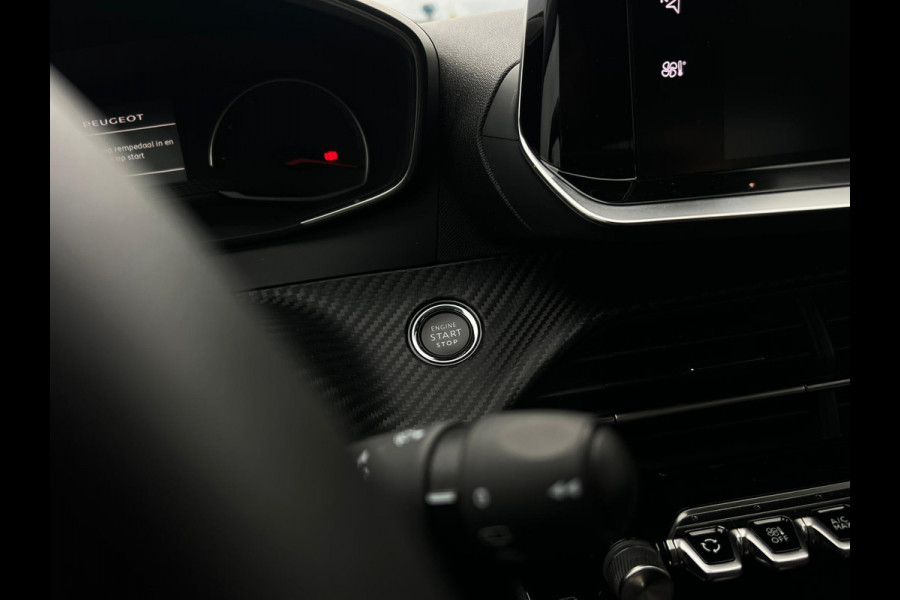 Peugeot 208 1.2 PureTech Allure NL AUTO | PDC | LAGE KM