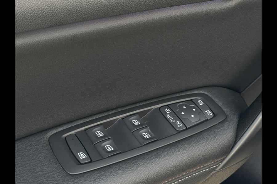 Renault Mégane Estate 1.3 TCe 160 Business Edition One NL-AUTO | VOL LEDER | STOELVERWARMING