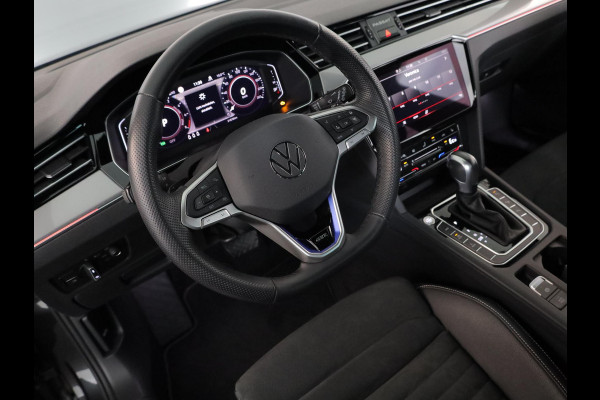 Volkswagen Passat Variant 1.4 TSI PHEV GTE Business 218 pk Automaat (DSG) | Navigatie | Parkeersensoren (Park assist) | Achteruitrijcamera | Stoelverwarming | Matrix LED koplampen |