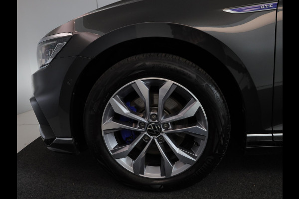 Volkswagen Passat Variant 1.4 TSI PHEV GTE Business 218 pk Automaat (DSG) | Navigatie | Parkeersensoren (Park assist) | Achteruitrijcamera | Stoelverwarming | Matrix LED koplampen |