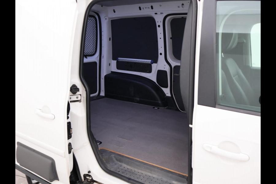 Volkswagen Caddy ALLTRACK 2.0 TDI 4MOTION 4X4 + 2X SCHUIFDEUR | ACC | LED | CAMERA | LEDER | STANDKACHEL | CARPLAY | TREKHAAK