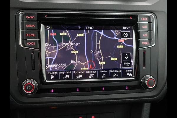 Volkswagen Caddy ALLTRACK 2.0 TDI 4MOTION 4X4 + 2X SCHUIFDEUR | ACC | LED | CAMERA | LEDER | STANDKACHEL | CARPLAY | TREKHAAK