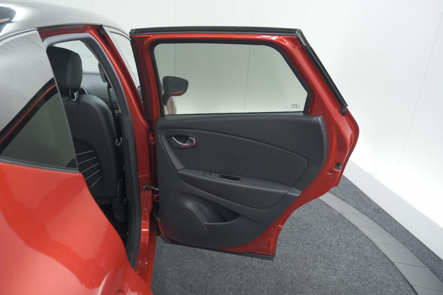 Renault Captur TCe 90 Intens | Camera | Navigatie | Parkeersensoren