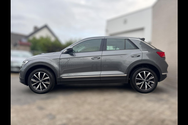 Volkswagen T-Roc 1.0 TSI Style ELEKTR. KLEP / CAMERA / CARPLAY / STUUR & STOELVERW. / ACC / ECC